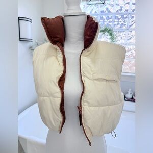 Puffer Vest Medium Reversible Cream and Brown Full Zip Women's Cropped